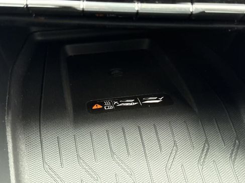 New 2026 Chevrolet Equinox EV LT image 19