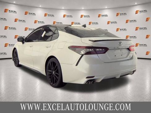 Used 2021 Toyota Camry XSE AWD/4WD image 3