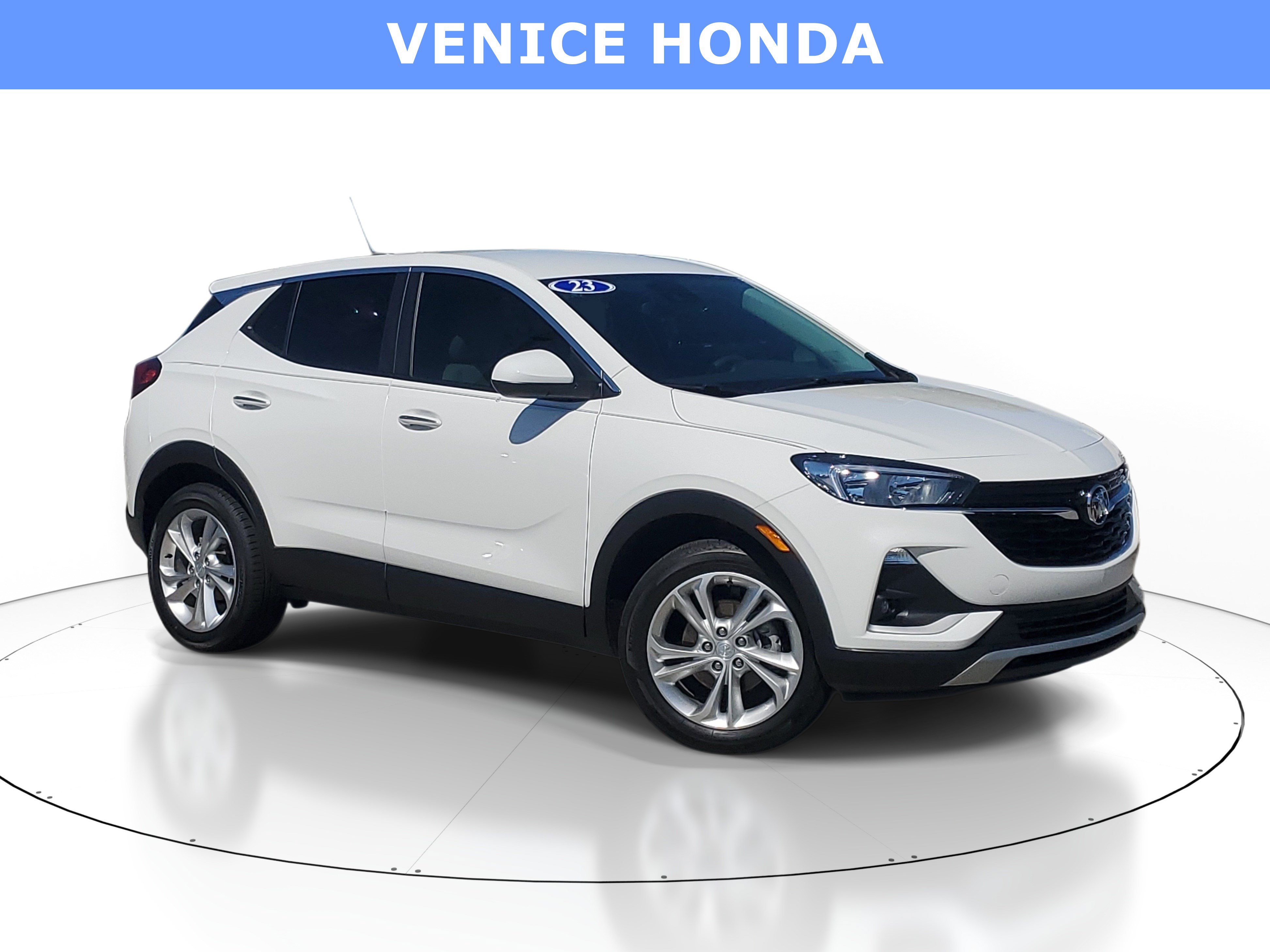 Used 2023 Buick Encore GX Preferred w/ Cold Weather Comfort Package FWD image 1