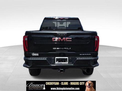 Used 2024 GMC Sierra 2500 Denali w/ Denali Reserve Package AWD/4WD image 15