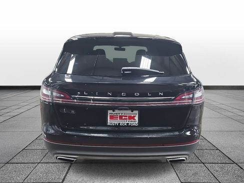 Used 2022 Lincoln Nautilus Reserve image 6