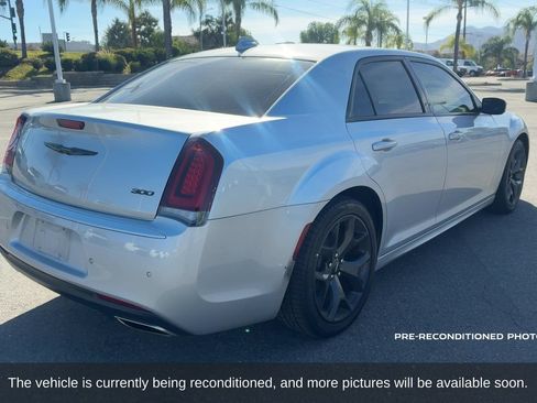 Used 2023 Chrysler 300 Touring L w/ Safetytec Plus Group RWD image 6