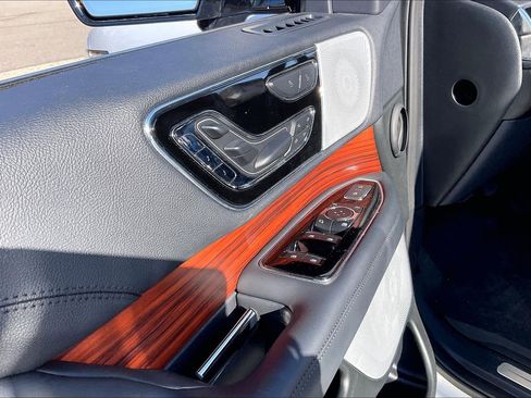 Used 2024 Lincoln Navigator Reserve w/ Equipment Group 201A image 33