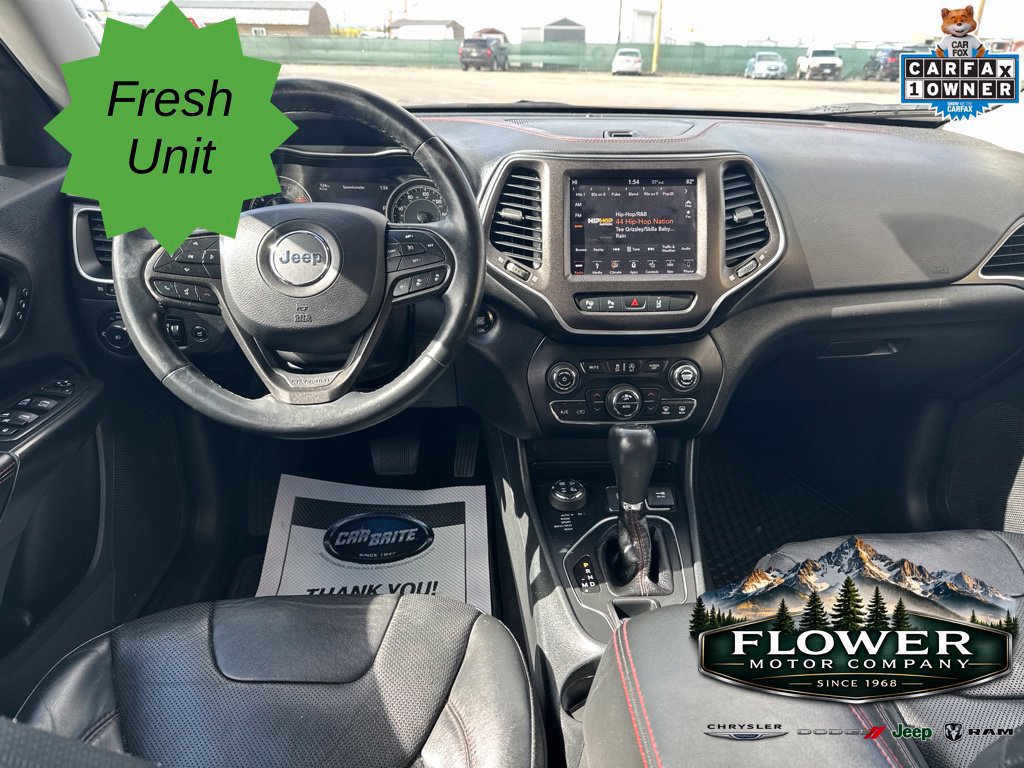 Used 2019 Jeep Cherokee Trailhawk AWD/4WD image 23
