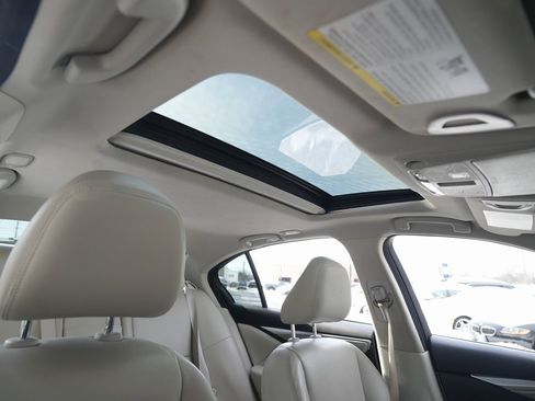 Used 2019 INFINITI Q50 Sport w/ Cargo Package (L96) image 23