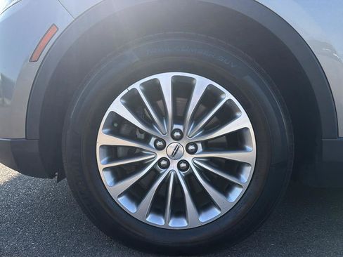 Used 2016 Lincoln MKX Select AWD/4WD image 19