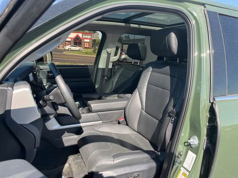 Used 2023 Toyota Tundra Limited AWD/4WD image 23