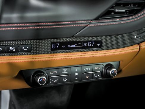 Used 2022 Ferrari F8 Tributo RWD image 37