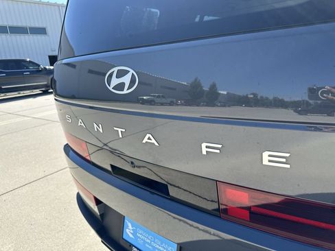 Used 2026 Hyundai Santa Fe Limited AWD/4WD image 32