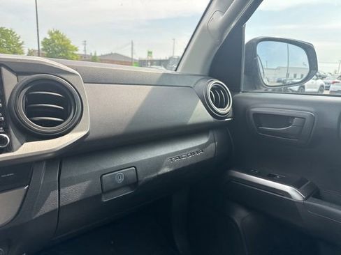 Used 2021 Toyota Tacoma SR5 w/ Trail Edition AWD/4WD image 24