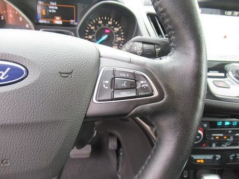 Used 2018 Ford Escape Titanium image 20