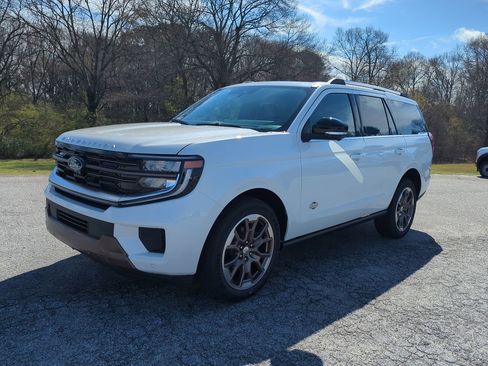 New 2026 Ford Expedition King Ranch image 6