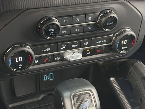 Used 2024 Ford Bronco Raptor w/ Interior Carbon Fiber Pack 6 image 18