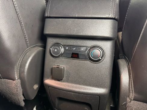 Used 2014 Ford Explorer XLT w/ Equipment Group 202A image 18