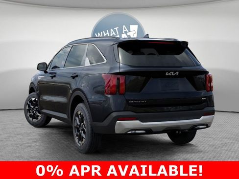 New 2026 Kia Sorento S AWD/4WD image 4