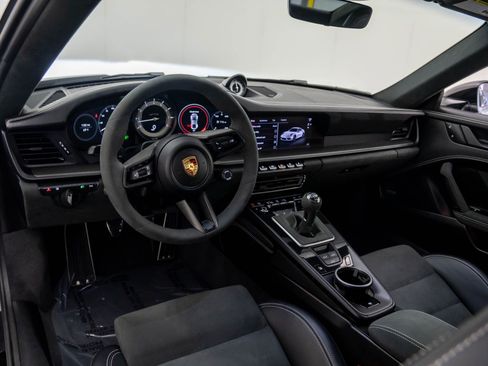 Certified 2024 Porsche 911 Carrera GTS image 11