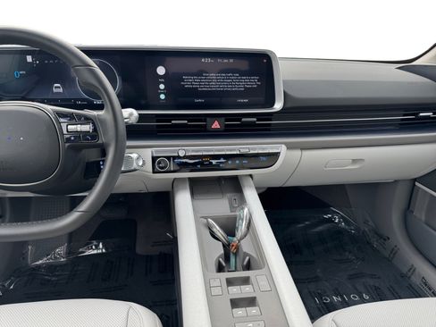 Certified 2025 Hyundai Ioniq 6 SEL image 11