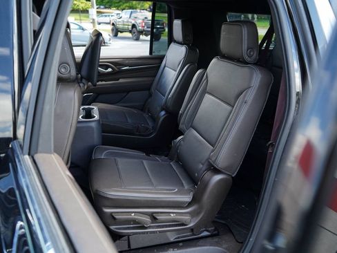 Used 2021 GMC Yukon XL Denali AWD/4WD image 9