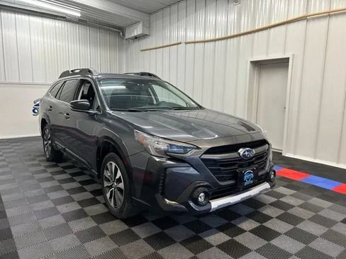 Used 2024 Subaru Outback Limited AWD/4WD image 2