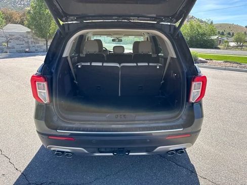 Certified 2023 Ford Explorer Platinum w/ Technology Package AWD/4WD image 8