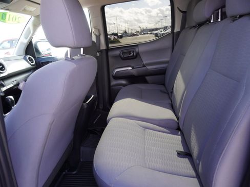 Used 2019 Toyota Tacoma SR5 image 27