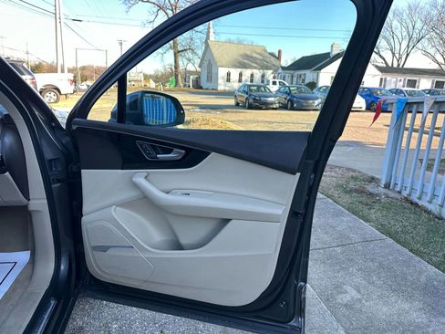 Used 2019 Audi Q7 3.0T Premium Plus image 20