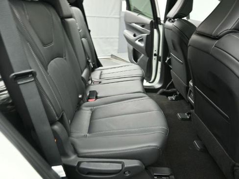 Certified 2025 INFINITI QX60 Sensory w/ Vision Package image 27