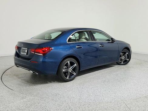 Certified 2021 Mercedes-Benz A 220 image 5