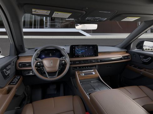 New 2026 Lincoln Aviator Reserve image 9