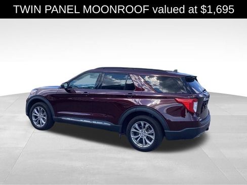 Used 2022 Ford Explorer XLT w/ Equipment Group 202A AWD/4WD image 5