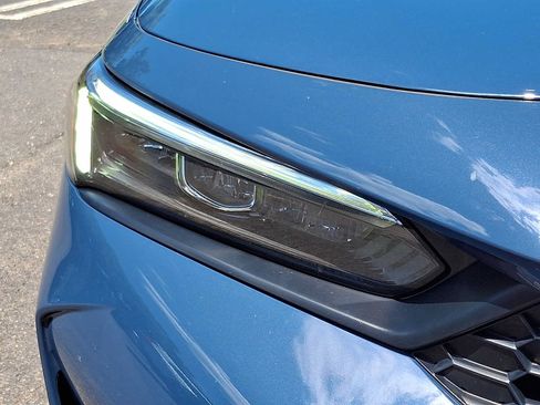 Certified 2025 Honda Civic LX image 9