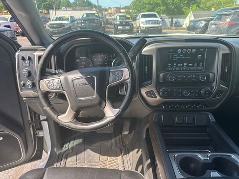 Used 2018 GMC Sierra 1500 Denali w/ Denali Ultimate Package AWD/4WD image 13