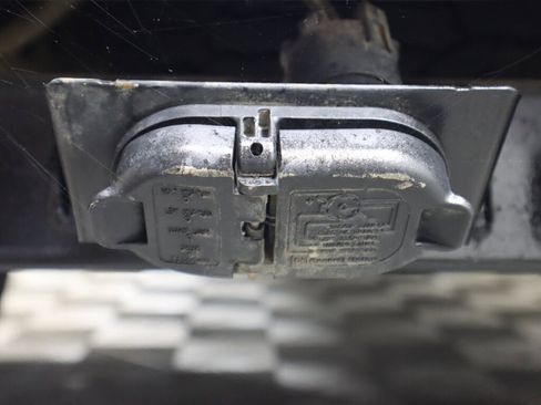 Used 2017 Chevrolet Express 2500 image 27