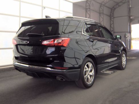 Used 2020 Chevrolet Equinox LT FWD image 4