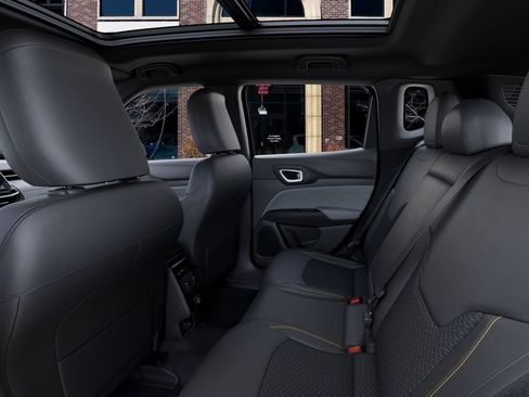 New 2026 Jeep Compass Latitude AWD/4WD image 23