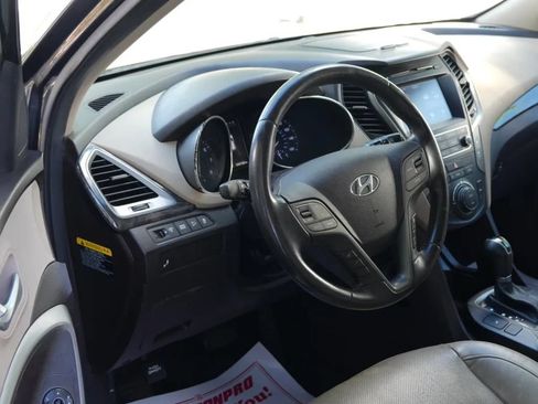Used 2017 Hyundai Santa Fe Sport FWD image 8