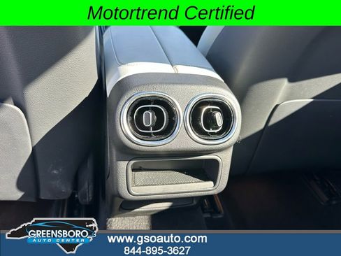 Used 2023 Mercedes-Benz GLC 300 image 26