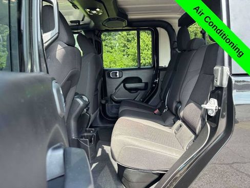Used 2023 Jeep Gladiator Sport AWD/4WD image 23