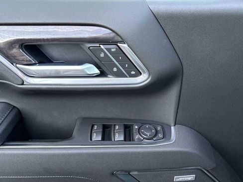 New 2026 Chevrolet Silverado 1500 LTZ w/ LTZ Premium Package image 14