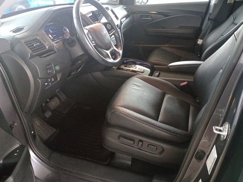 Used 2022 Honda Pilot Touring image 9
