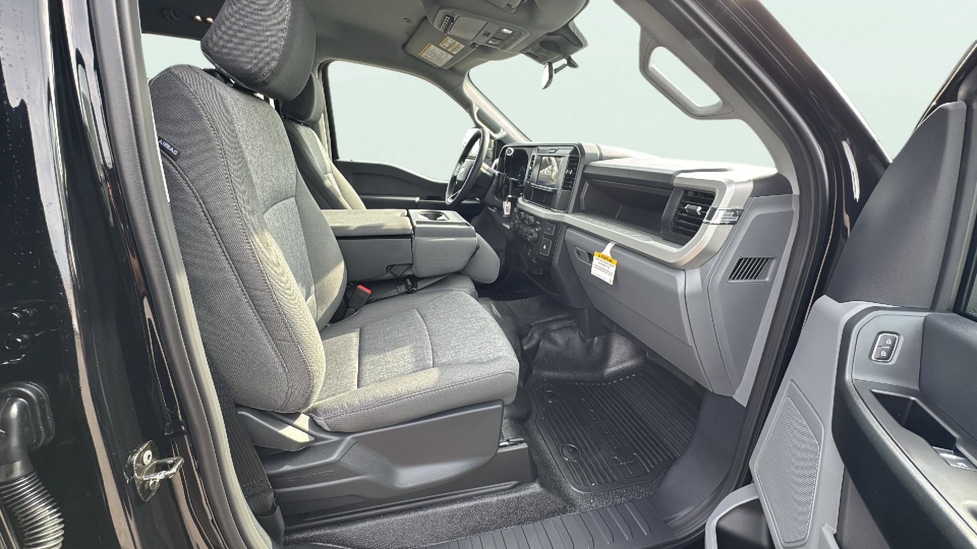 Certified 2026 Ford F250 XL w/ XL Off-Road Package AWD/4WD image 19