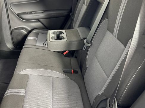Used 2024 Chevrolet Blazer LT w/ Convenience Package FWD image 17
