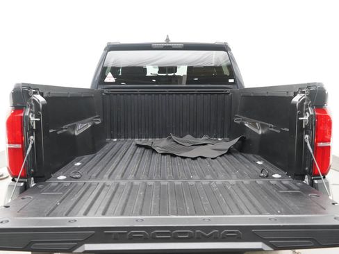 Used 2024 Toyota Tacoma SR RWD image 16