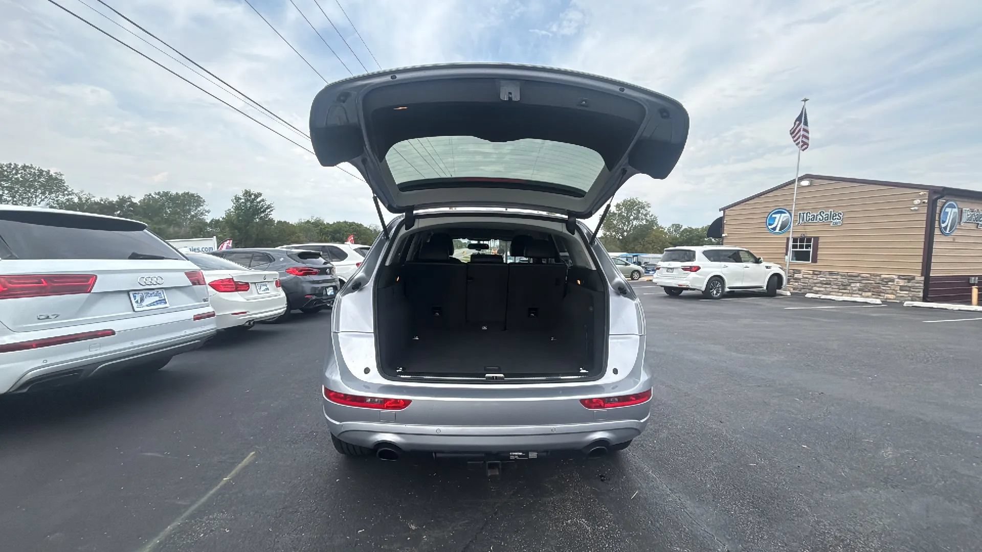 Used 2016 Audi Q5 2.0T Premium Plus w/ Technology Package AWD/4WD image 21