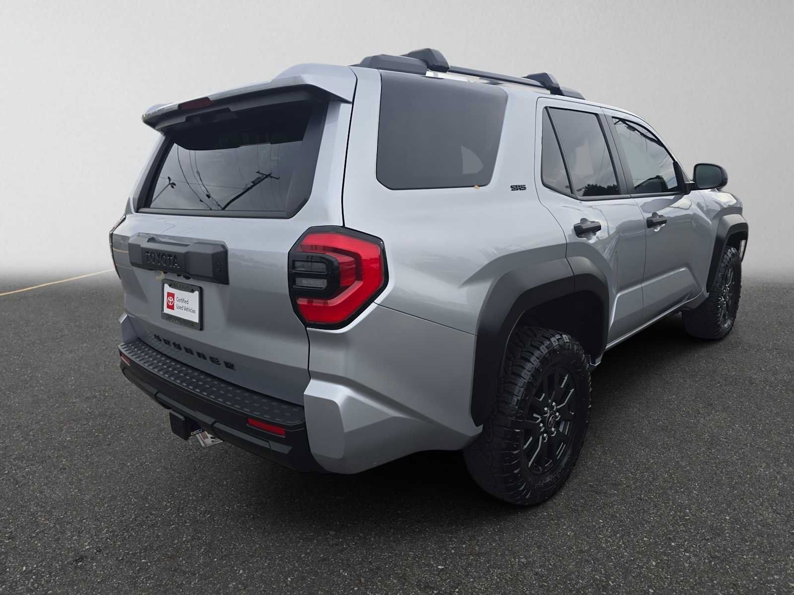 Certified 2025 Toyota 4Runner SR5 AWD/4WD image 3