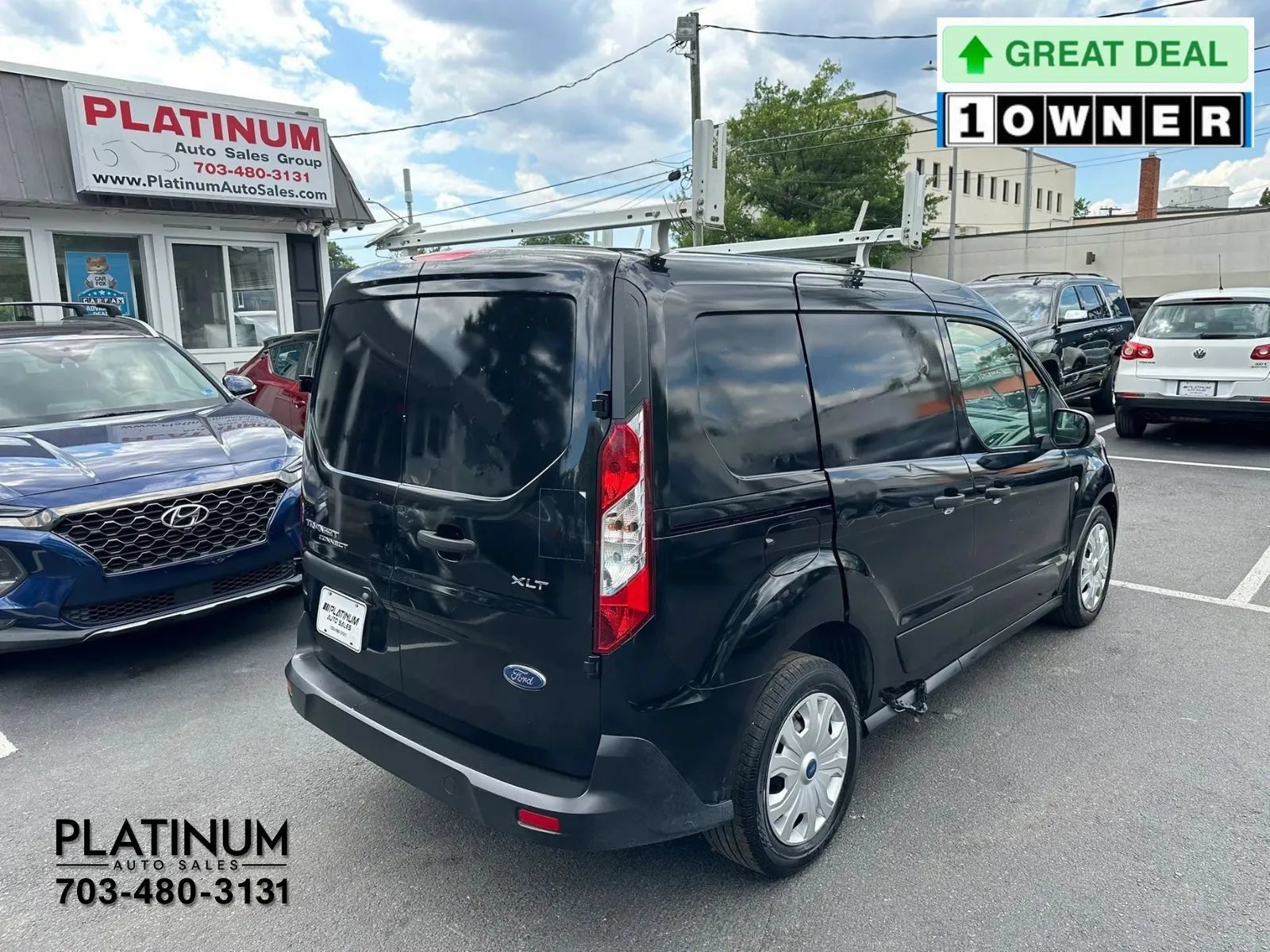 Used 2023 Ford Transit Connect XLT FWD image 4