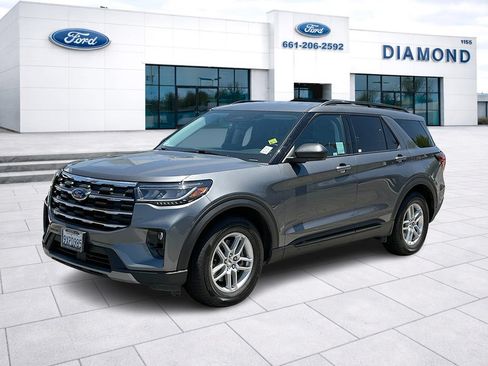 Certified 2026 Ford Explorer Active w/ Active Comfort Package RWD image 1