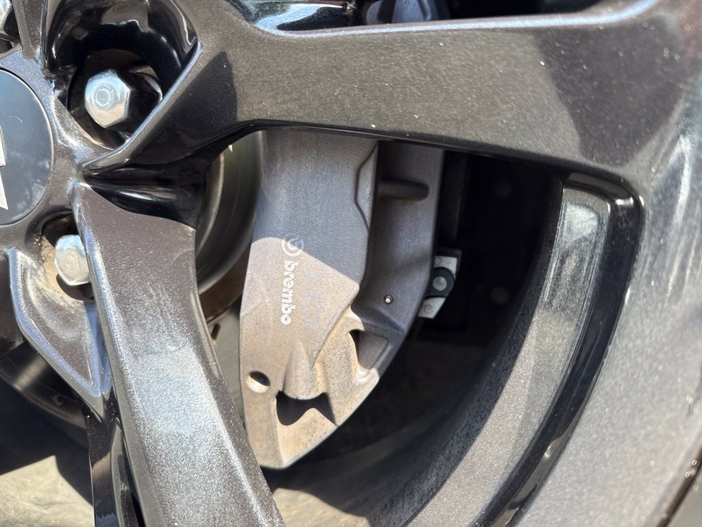 Used 2019 Chevrolet Camaro SS RWD image 10