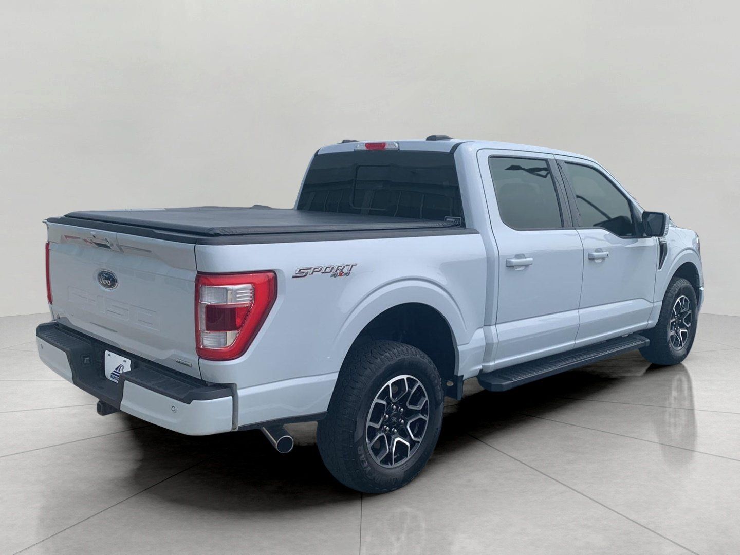Used 2022 Ford F150 Lariat w/ Equipment Group 502A High AWD/4WD image 7