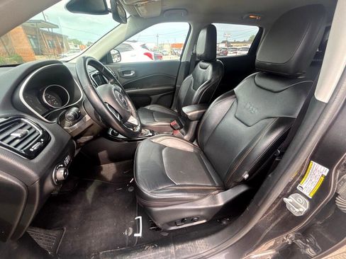 Used 2020 Jeep Compass Limited image 14